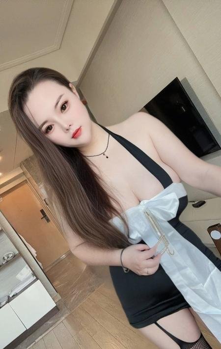 南坪巨乳F曼丽-69俱乐部