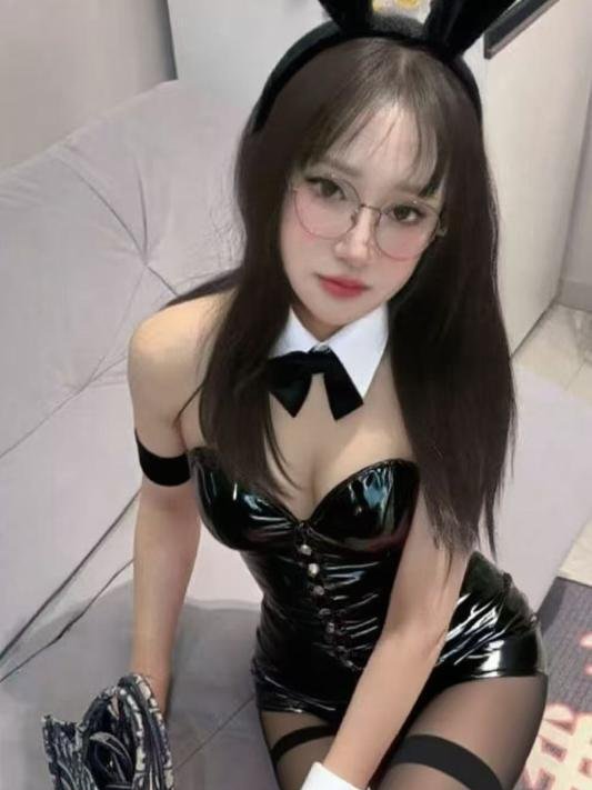 通济门性感兔女郎-69俱乐部