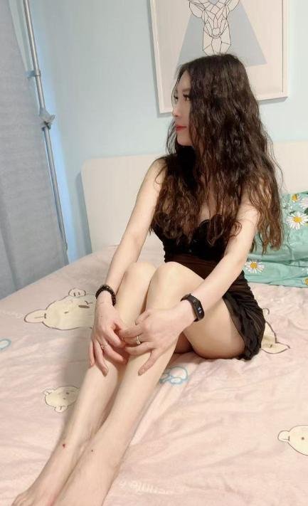 朝阳长腿喷水桃子-69俱乐部