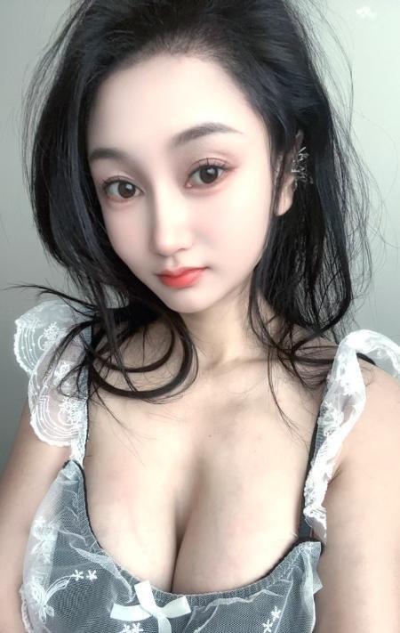 大胸大屁股-69俱乐部