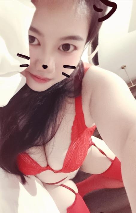 体验皮肤白嫩的宝儿-69俱乐部