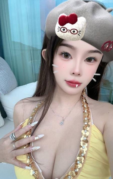 香蜜湖天然E奶涵涵-69俱乐部