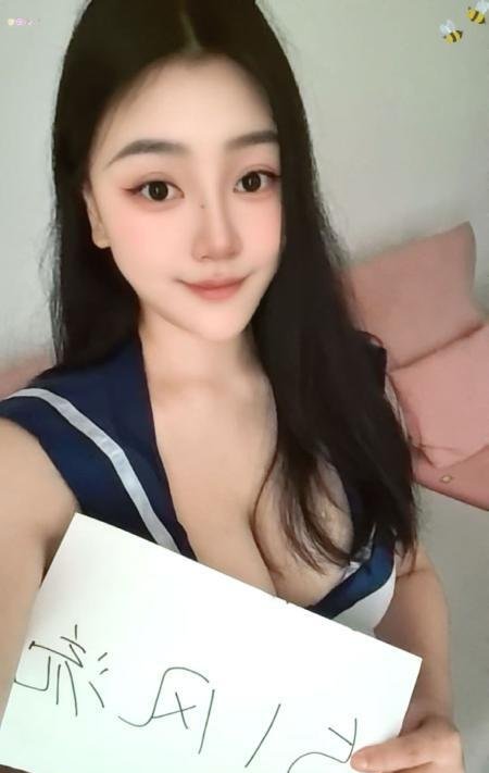 成都大胸妹咪咪-69俱乐部