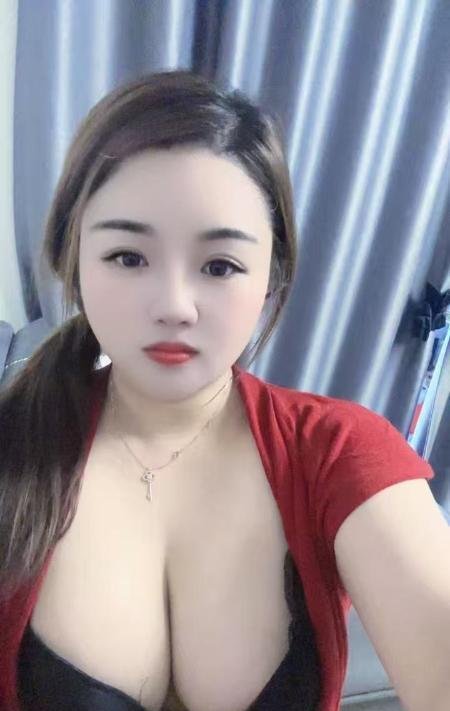 温柔大胸妹妹-69俱乐部