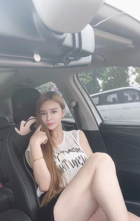 洪山御姐允儿-69俱乐部