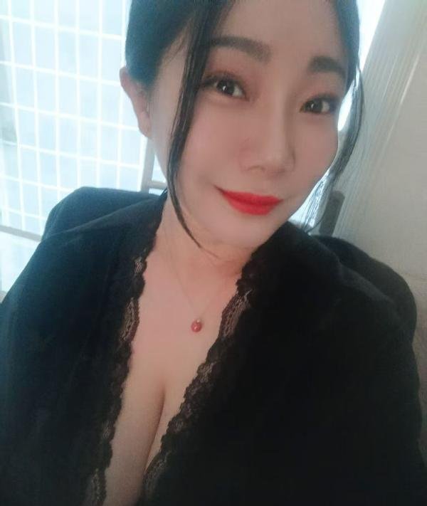 铁西巨乳喷水少妇-69俱乐部