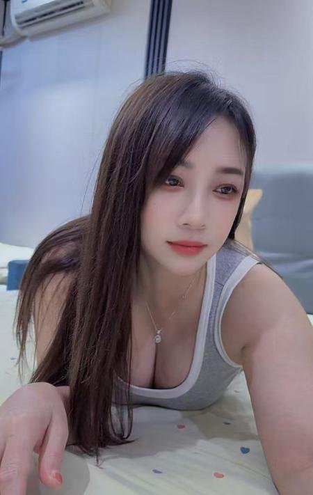 白云美臀美少妇-69俱乐部