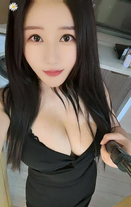 大胸妹-69俱乐部