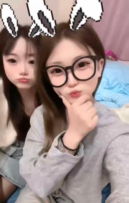 双飞08亲姐妹体验-69俱乐部