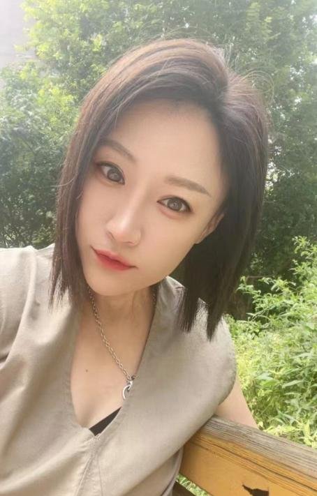 铁西颜值小美女-69俱乐部