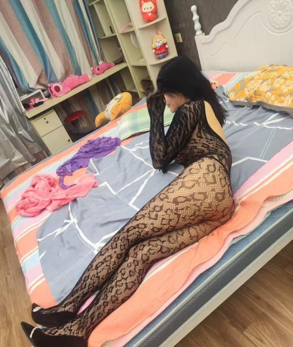 玩得开的吊钟奶-69俱乐部