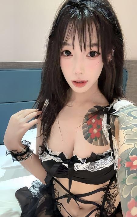 闵行美乳纹身妹安安-69俱乐部