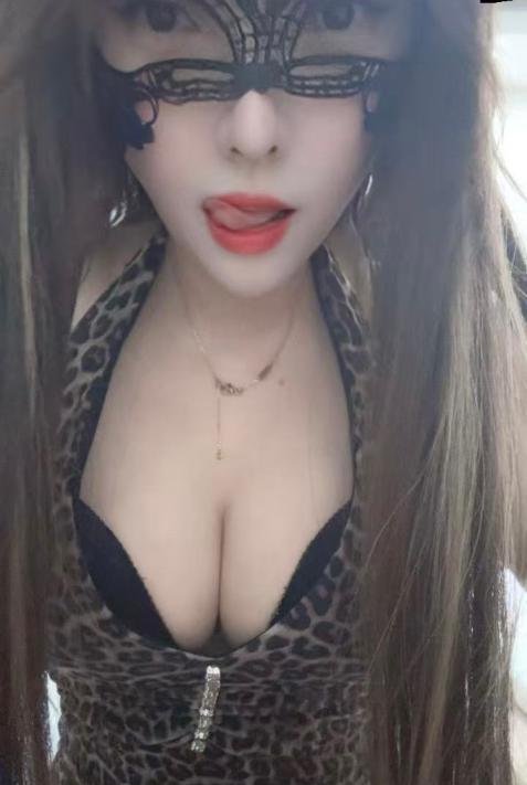 服务系长腿大胸姐姐-69俱乐部