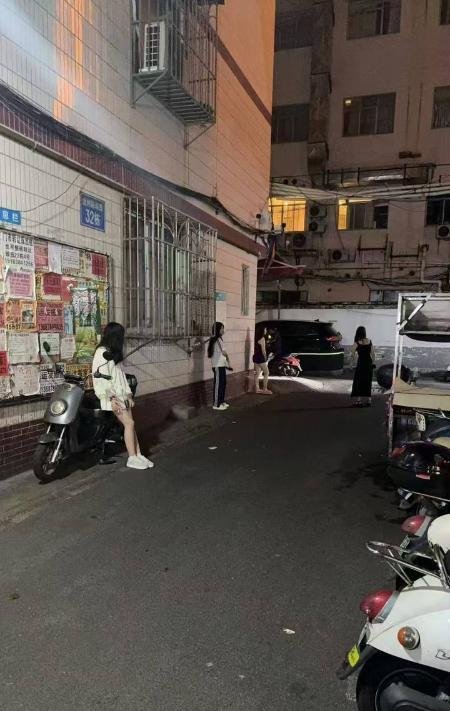 青秀站街-69俱乐部