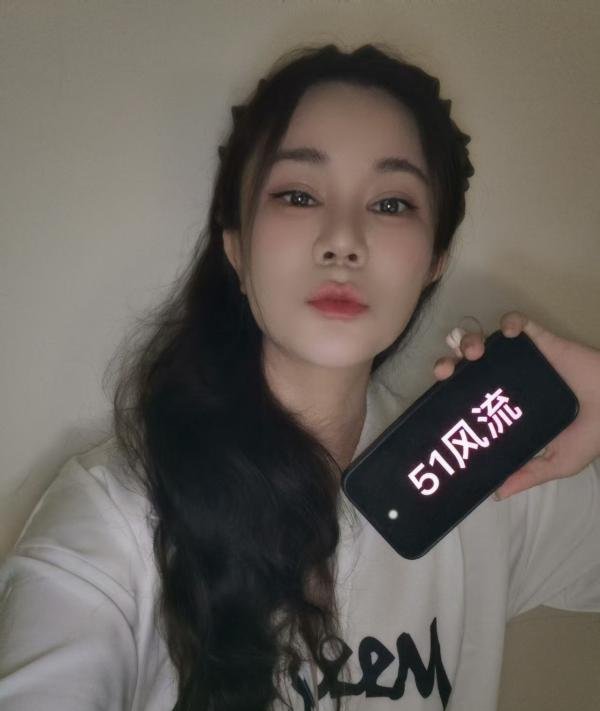 滨江服务系女王南乔-69俱乐部