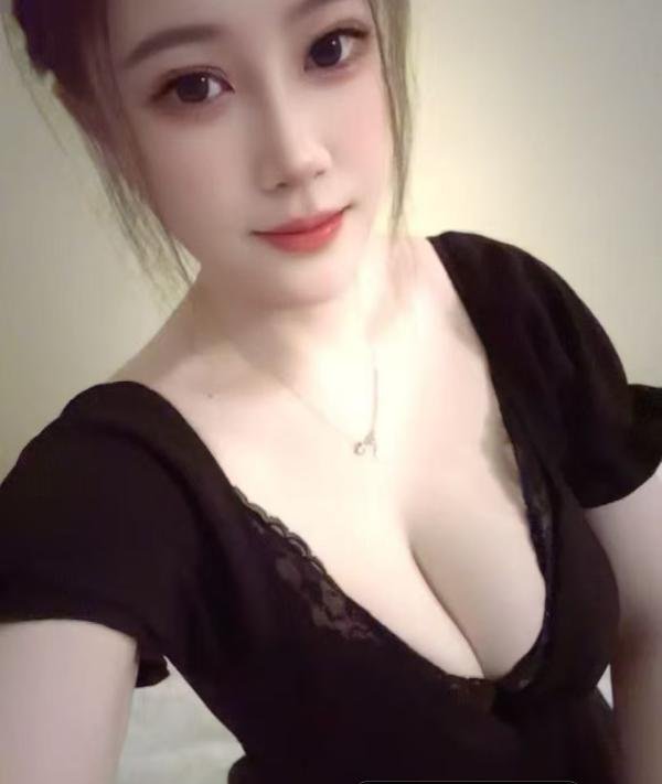 北辰性感丰满大胸妹-69俱乐部