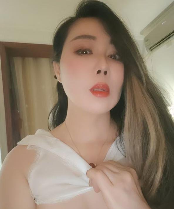 风骚角色扮演妈妈-69俱乐部