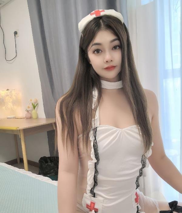 上城榨汁骚女莉娜-69俱乐部