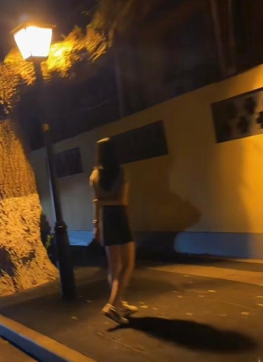 何山路扫街-69俱乐部