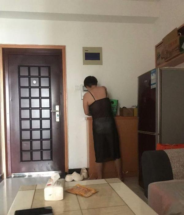 经常晒网的少妇-69俱乐部