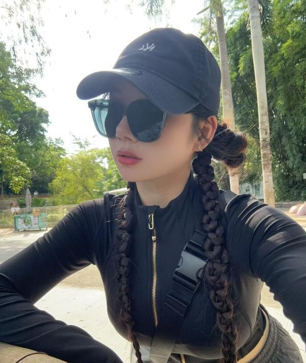 身材火辣天然F奶-69俱乐部