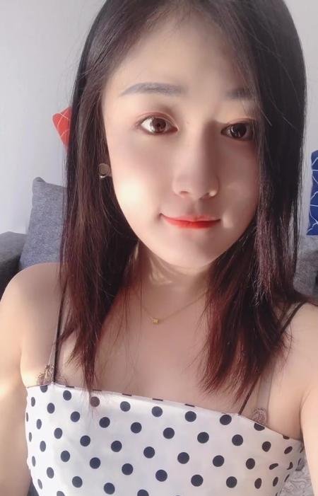 女友感萌萌老师-69俱乐部