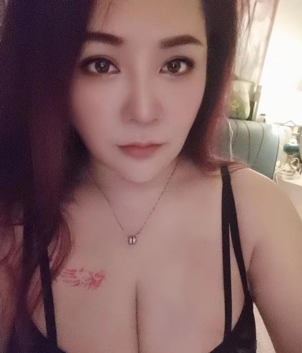 玄武门大胸熟女-69俱乐部