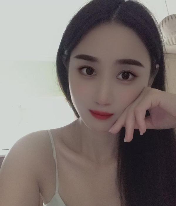 南坪美女糖糖-69俱乐部