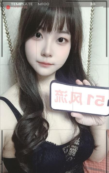 硚口大翘臀月月-69俱乐部