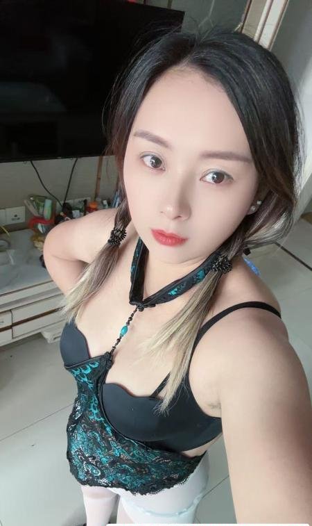 服务型骚少妇-69俱乐部