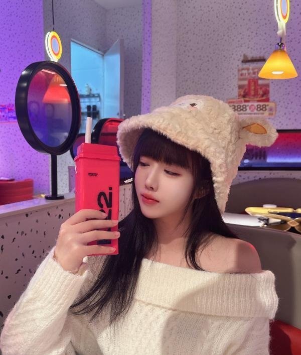 精致漂亮性感小女友-69俱乐部