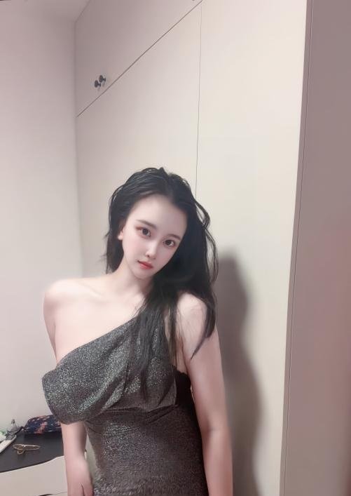 迷人小姨妹儿-69俱乐部