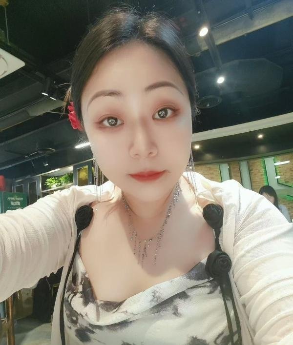 海珠淫荡小优-69俱乐部