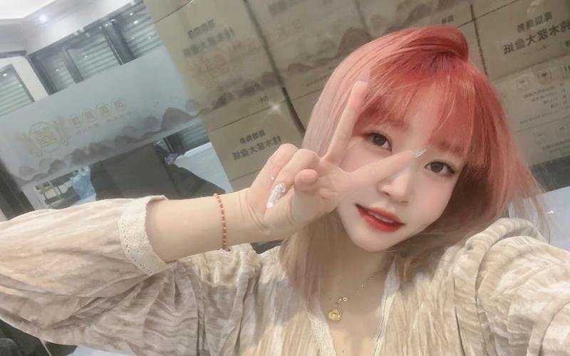 小嫩妹萱儿-69俱乐部