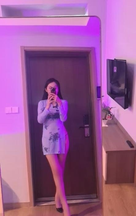 成都武侯美女依宝-69俱乐部