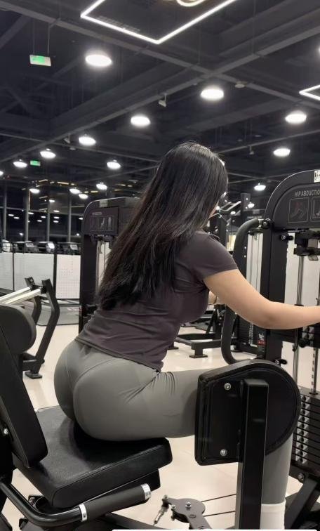 性感御姐床上功夫好-69俱乐部