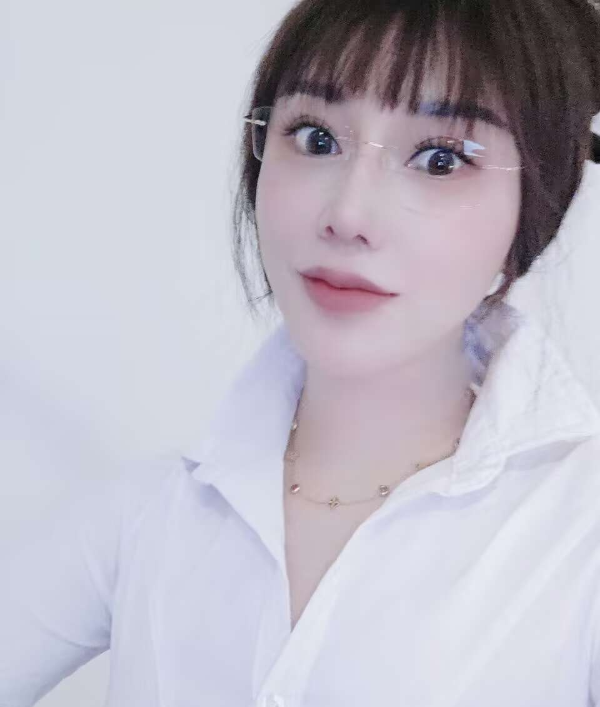 莞式全能SM营女王-69俱乐部