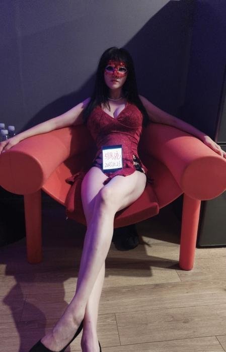 长腿美艳骚母狗-69俱乐部