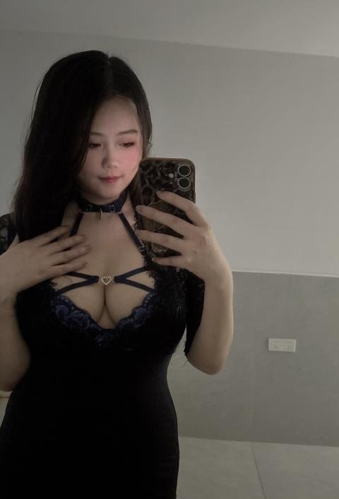 闷骚型嫩妹-69俱乐部