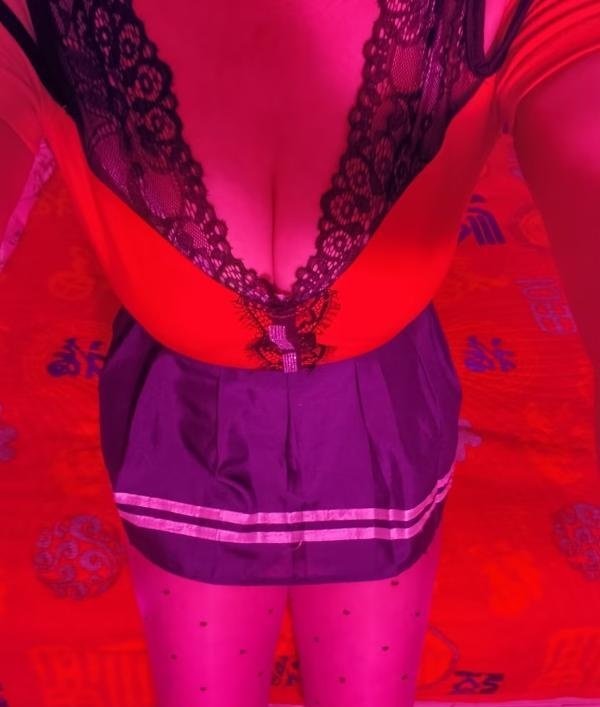 性感风骚小姐姐-69俱乐部