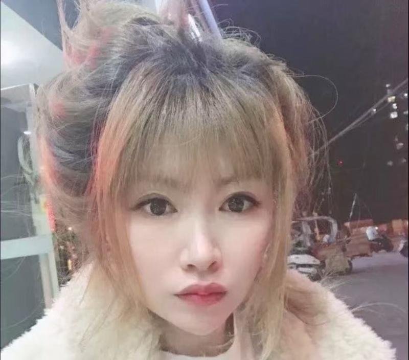 长腿兼职美熟女-69俱乐部