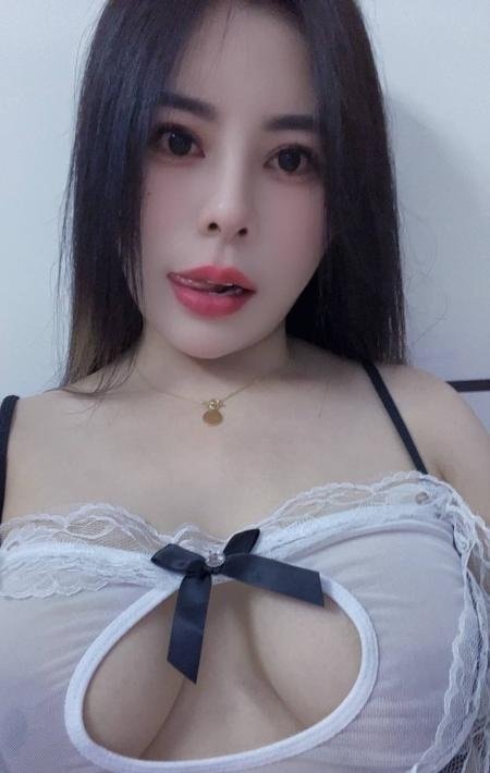 二刷东区大胸美女文平-69俱乐部