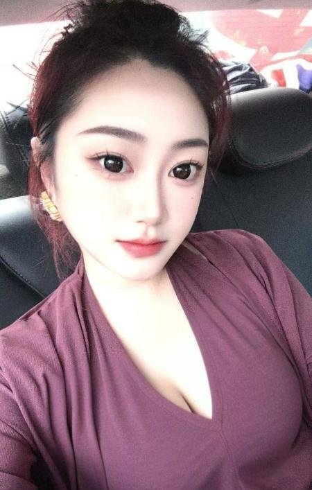 集美大胸欲女杉杉-69俱乐部