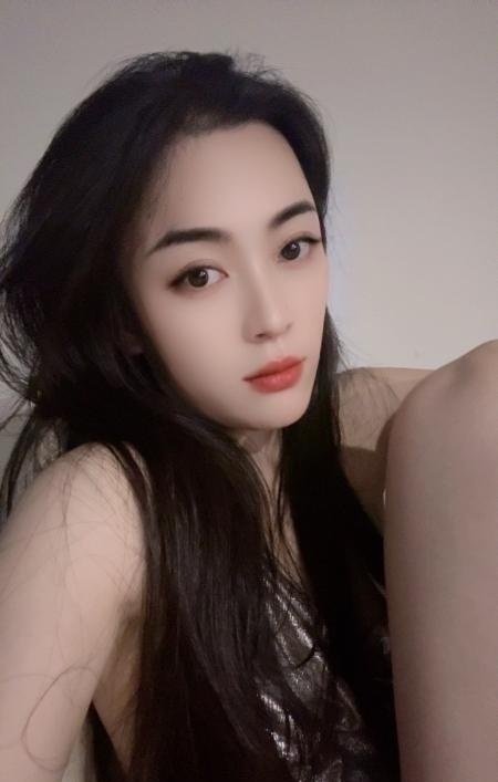 长腿美少妇-69俱乐部