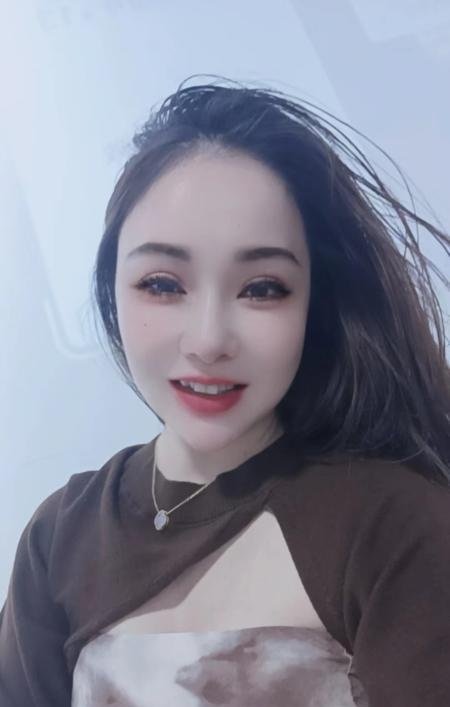 包夜毒龙舌吻妹子-69俱乐部