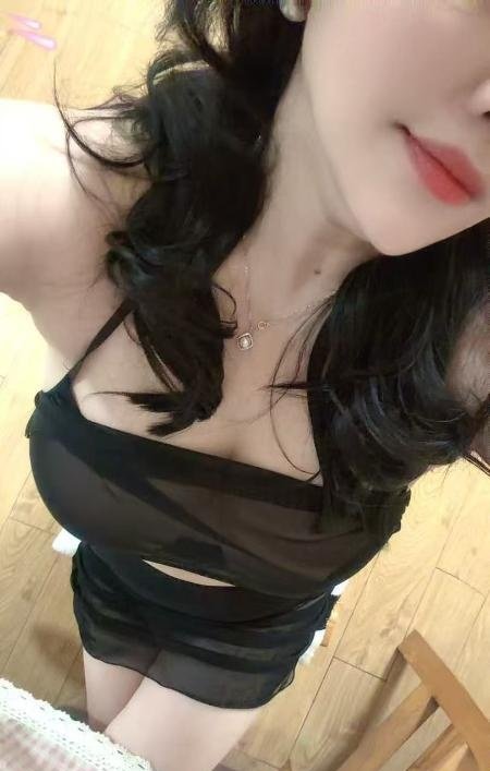 胸特大的爆乳御姐-69俱乐部