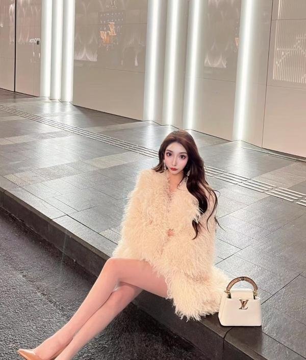 TS模特彤彤-69俱乐部