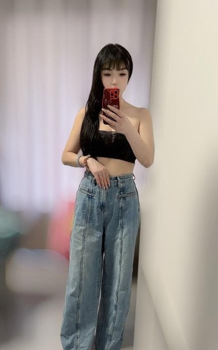 郑州西郊超白大胸妹-69俱乐部