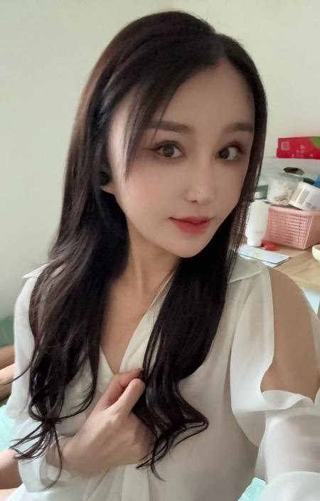 东站温柔骚佳怡-69俱乐部