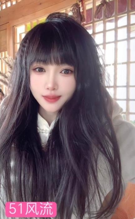 美乳嫩妹梦瑶-69俱乐部